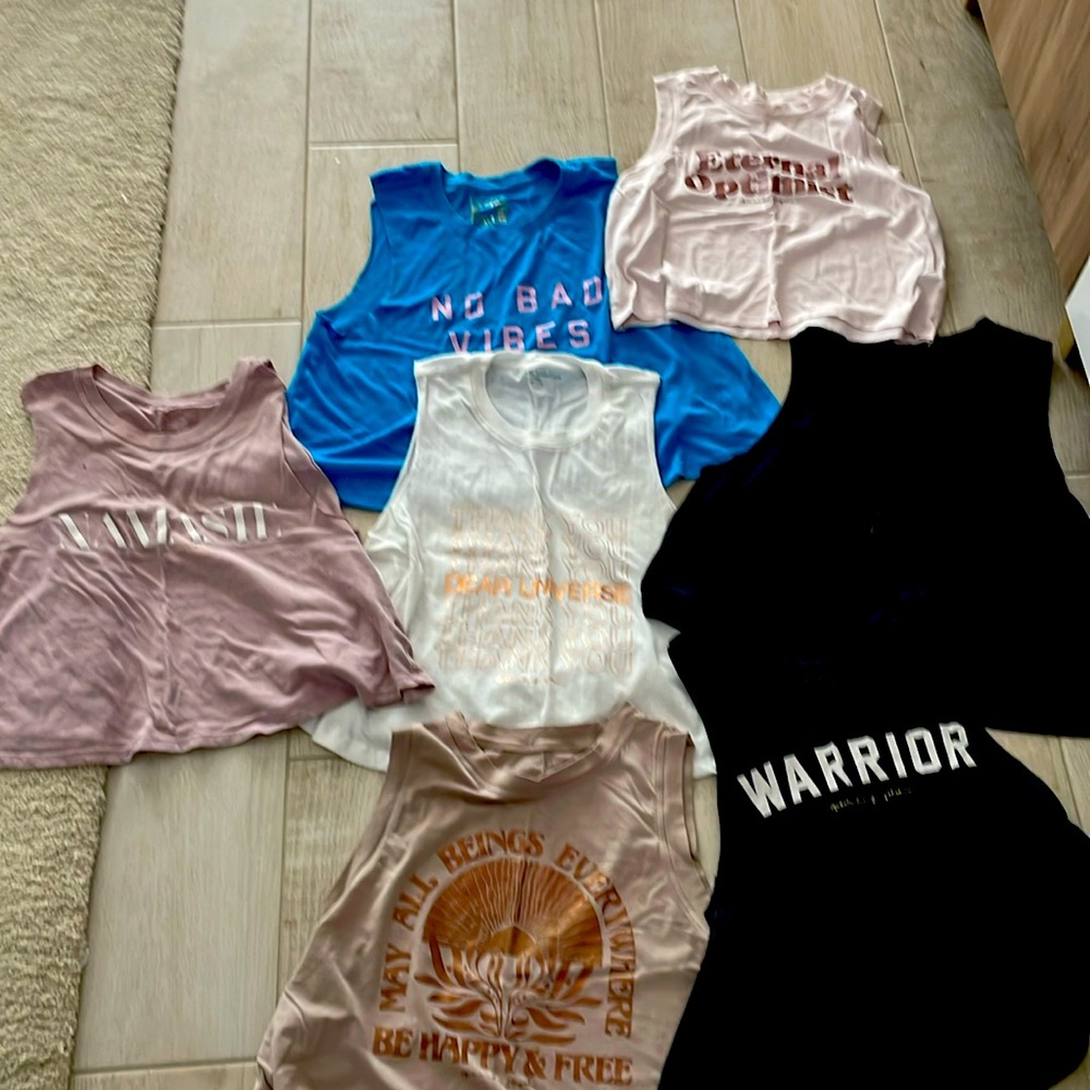 SPIRITUAL GANGSTER crop tee collection- size L